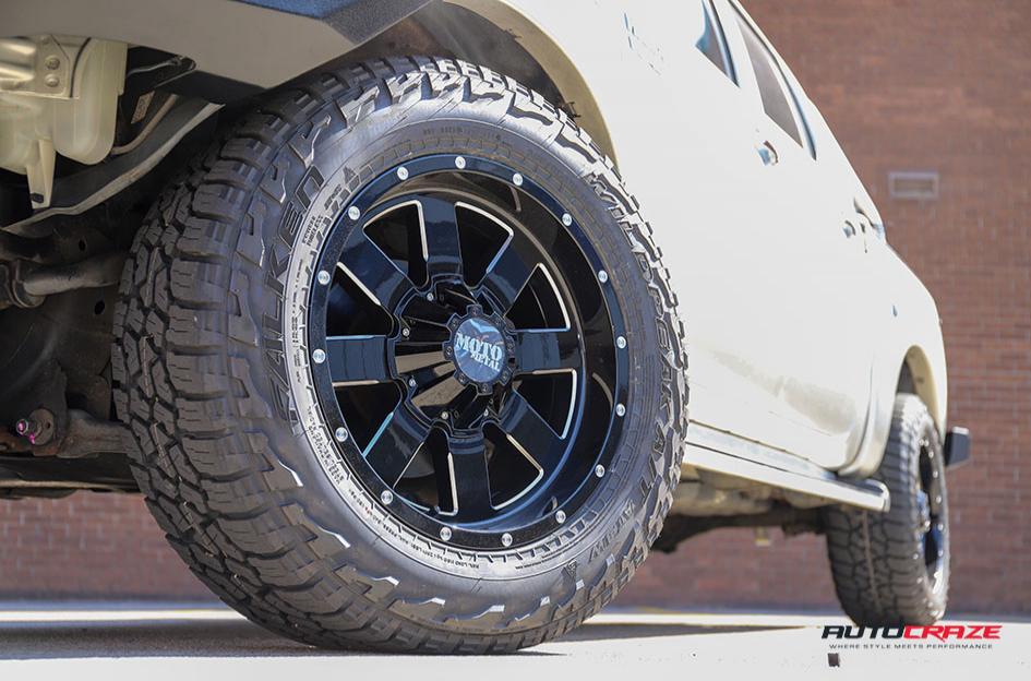 TOYOTA HILUX N70 4WD MO962 GLOSS BLACK